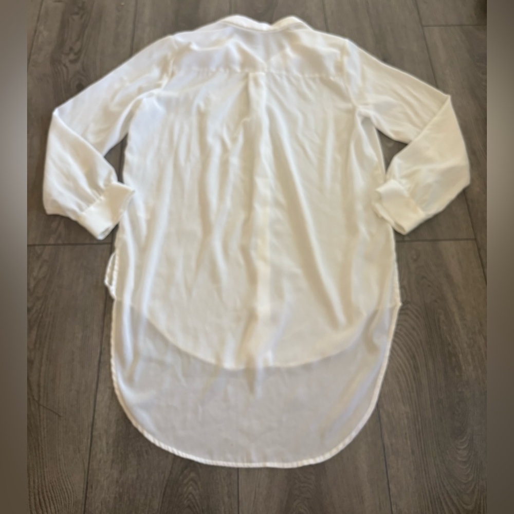 Express Tunic White Button-Up Blouse - image 2